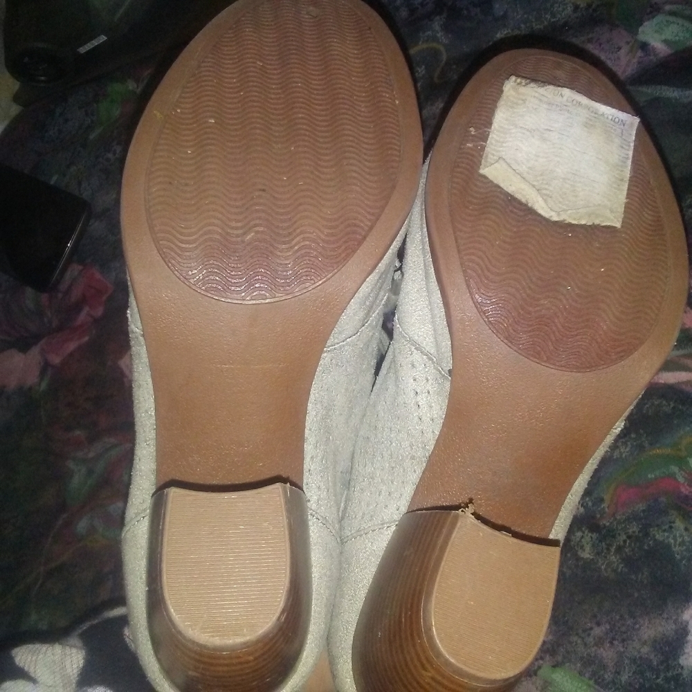 Maurices sample booties - Picture 4 of 5